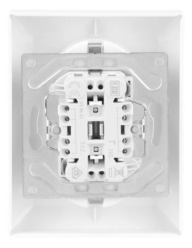 BJ 202 EUJR-914 SCHUKO® DoppelSteckd volle Abd o.Spreize