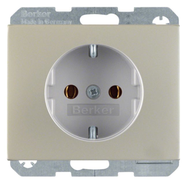 Berker 47357004 Steckdose SCHUKO m.erh.BS K.5 Edelstahl Rostfrei