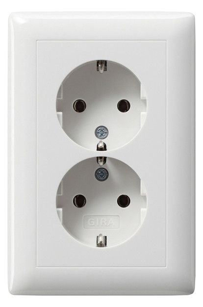 GIRA 078203 SCHUKO-Doppelsteckdose Voll- platte 1,5f Standard 55 Reinweiß gl.