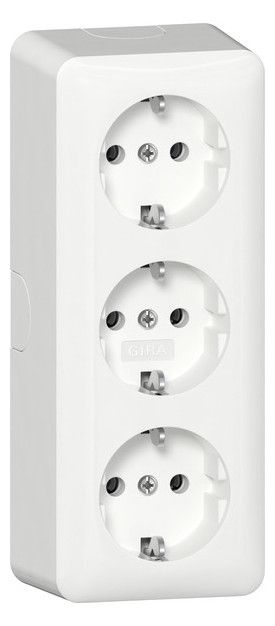 GIRA 478913 SCHUKO-Dreifachsteckdose AP m.Montageplatte Reinweiß
