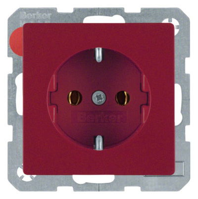 Berker 47436012 Steckdose SCHUKO Q.1/Q.3 rot samt