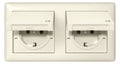 GIRA 415801 SCHUKO-Steckdose KD+Set IP44+Rahmen 2f Standard 55 Cremeweiß gl.