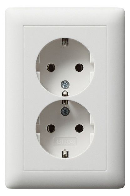GIRA 078204 SCHUKO-Doppelsteckdose Voll- platte 1,5f Standard 55 Reinweiß seiden.