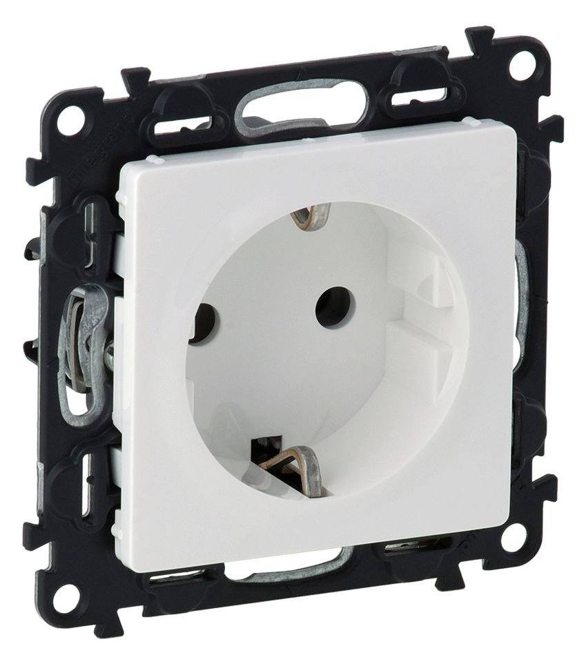 Legrand 753121 Schuko Steckdose seitl. Klemmen Valena Life ultraweiß