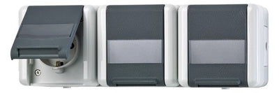 Jung 8230NAW AP/WG SCHUKO Dreifach Steckdose verdr.Schriftfeld waag. WG800