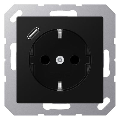 Jung A1520-18CSWM SCHUKOsteckdose m.USB Typ C