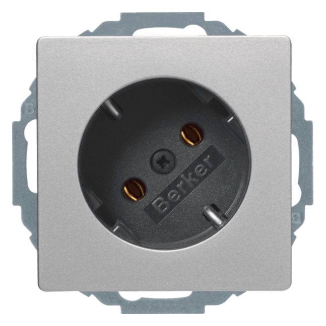 Berker 47276084 Steckdose SCHUKO 45° Q.1/Q.3 alu samt lackiert