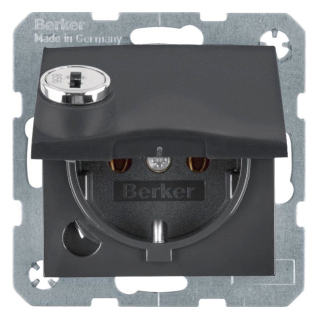 Berker 47631606 SCHUKO Steckdose m.Steckklemme Klappd.Schloss