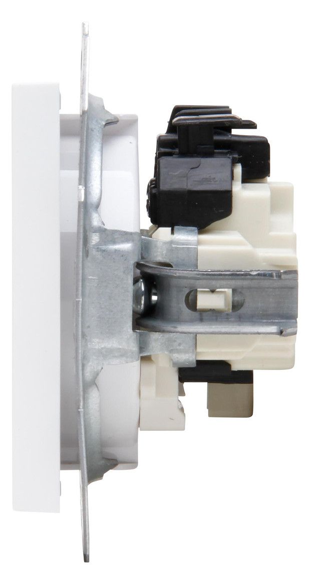 Kopp 948632004 HK07 Steckdose o.Schuko erh.Ber.schutz arktisweiß matt