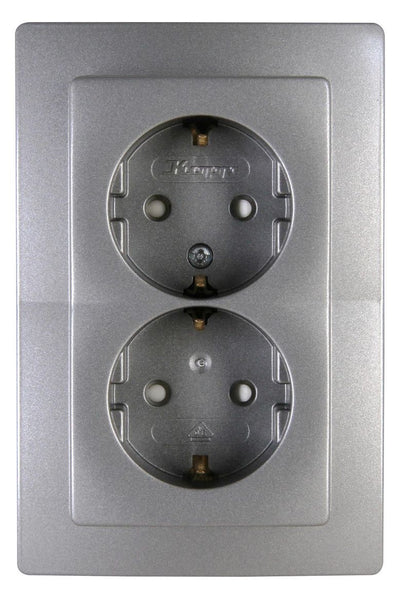 Kopp 920943085 VENEDIG Schuko Steckdose 2f erhöther Ber.schutz Komplettgerät