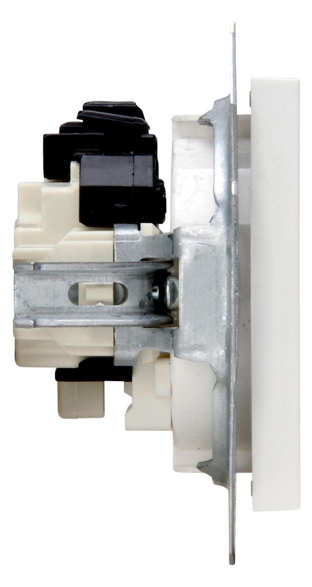 Kopp 948629004 HK07 Steckdose o.Schuko erh.Ber.schutz reinweiß