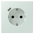 Jung LC1520-18C215 SCHUKO-Steckd.m.USB Typ C LC32034