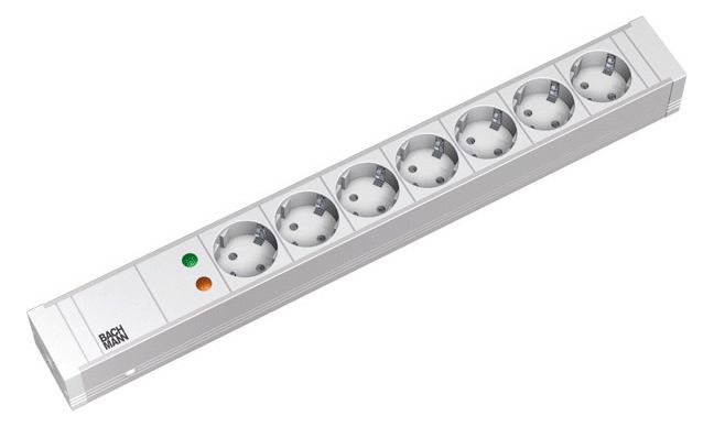 Bachmann 333.004 19" 1,5HE 7xSchuko weiß 1xÜSS Strom 2m Schuko